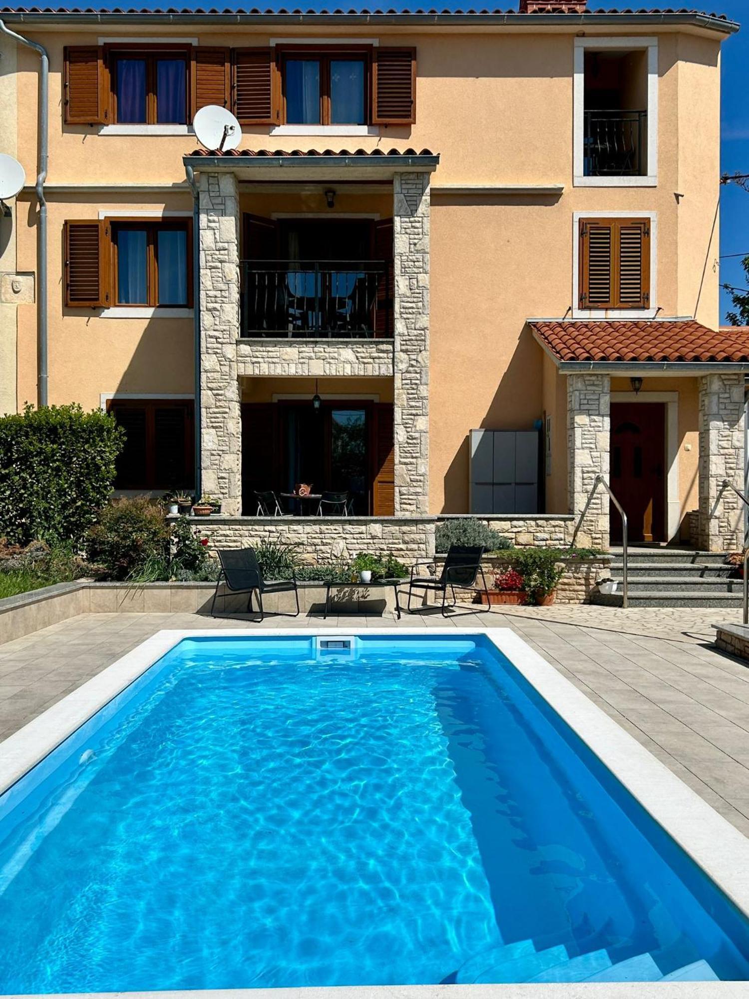 Villa Krasa Sea View Apartmants With Pool Liznjan Ngoại thất bức ảnh